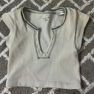 Woman’s Size XXS ( fits like XS )